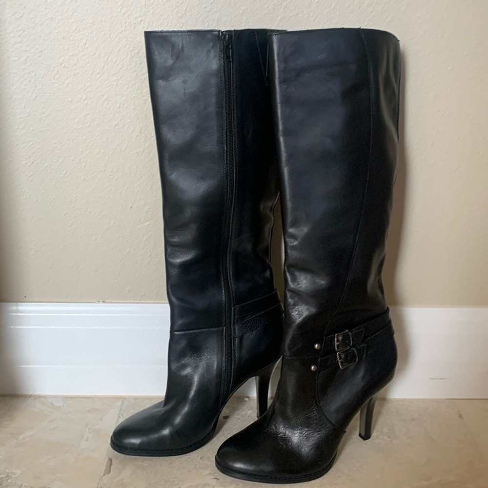 Brand New Arturo Chiang At-Umbria Boots. Black 8.5